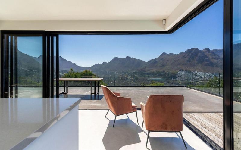 6 Bedroom Property for Sale in Hout Bay Western Cape